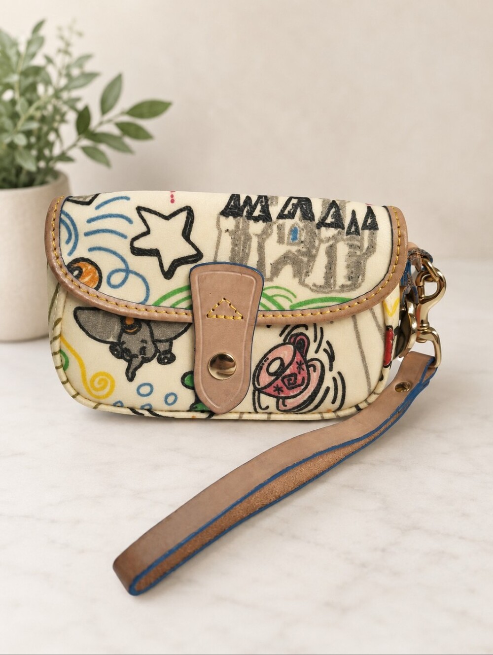 Dooney & Bourke Disney Parks White Sketch V2 Snap Wristlet